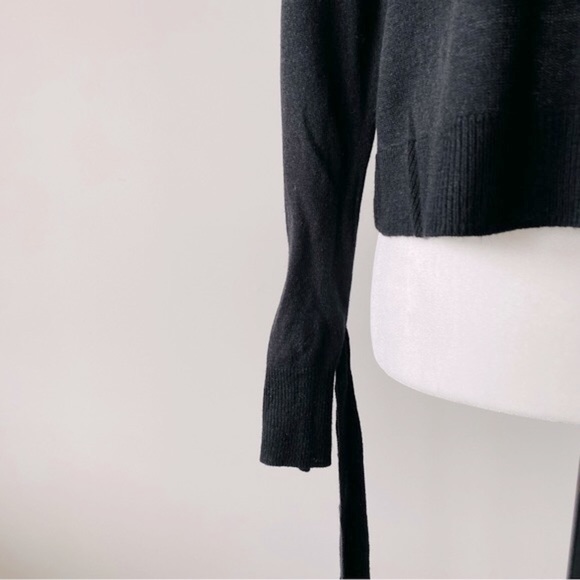 Boat Neck Knit Long Sleeve - Picture 9 of 10